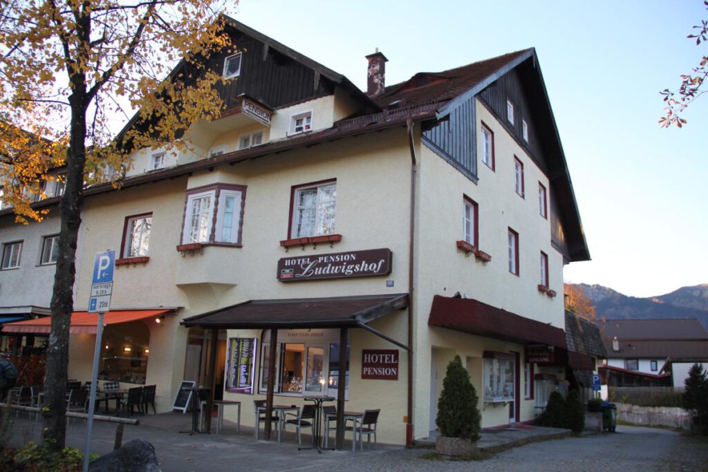 Cafe Bistro Ludwigshof Mustafa